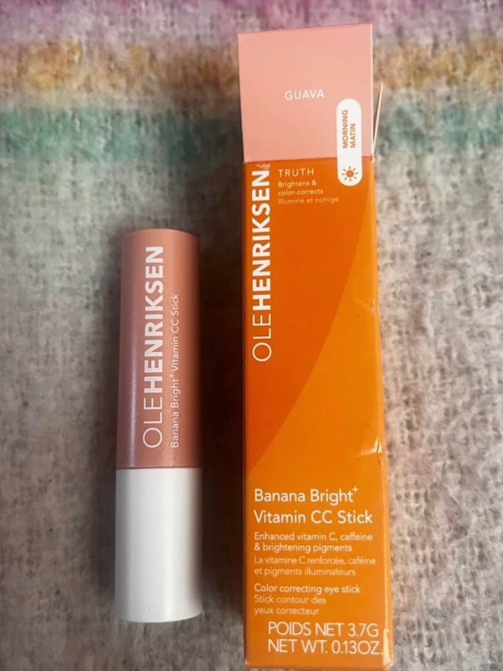 OLEHENRIKSEN Banana Bright+ Vitamin CC Eye Stick in GUAVA